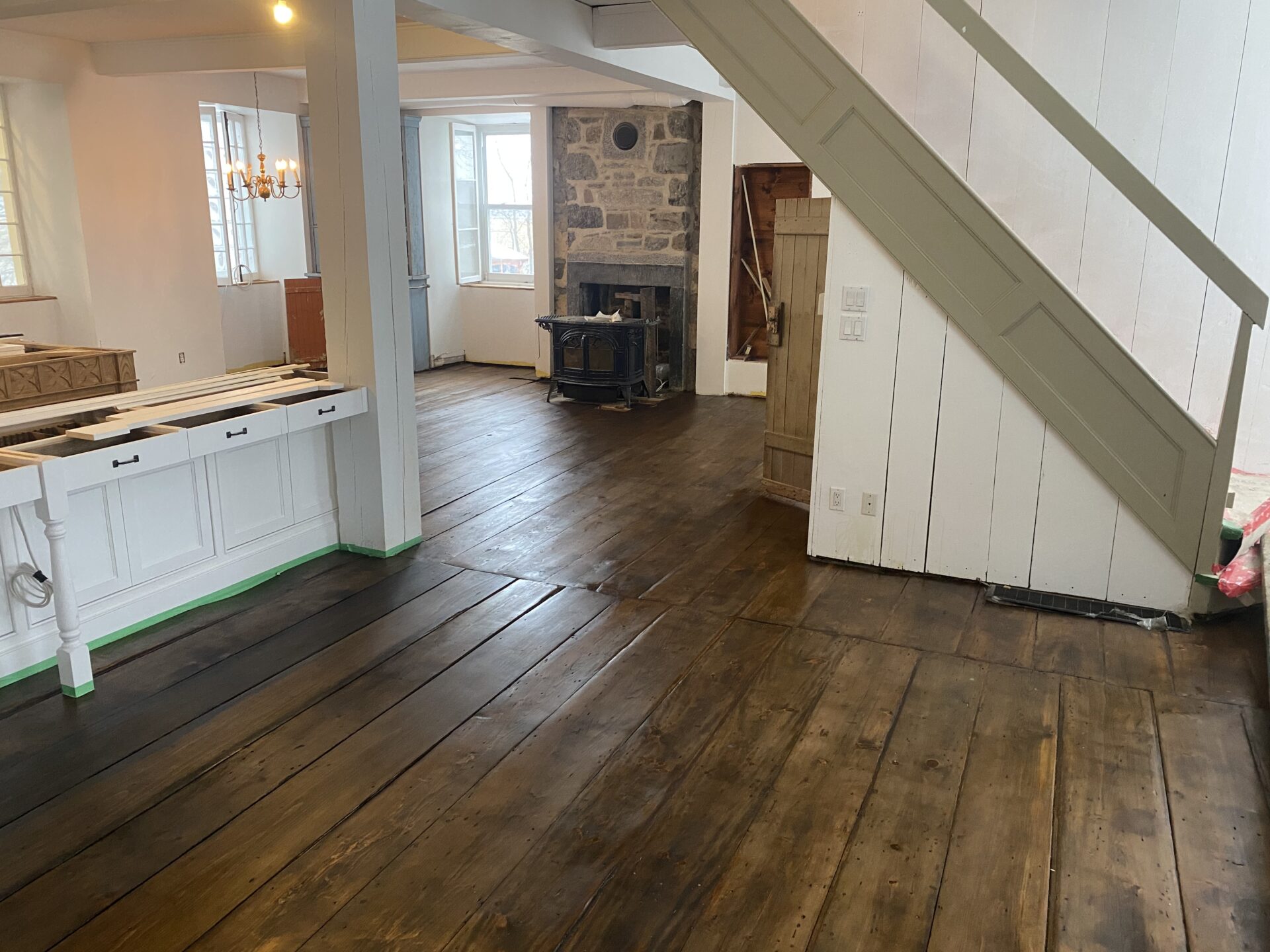 Comment restaurer un plancher de bois franc sans sablage ? MBE Toulouse